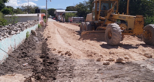 México necesita proyecto económico equitativo, plantea activista