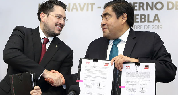 Barbosa propone absorber deuda Infonavit de gente en riesgo de perder casa