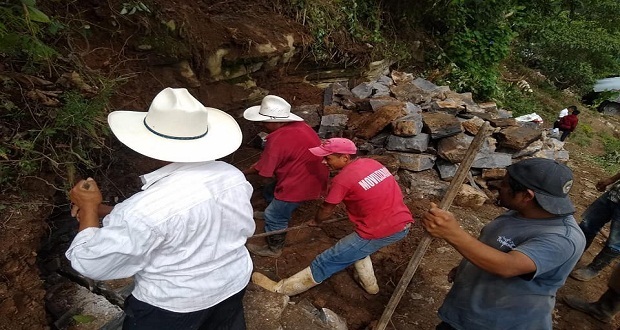 Construirán muro de contención en junta auxiliar de Chipahuatlán