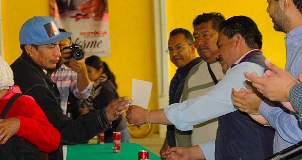 En Ocoyucan, Conavi acuerda apoyar damnificados para reconstrucción