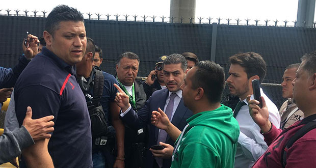 Federales retiran bloqueo de AICM tras 6 horas; los acusan de agredir