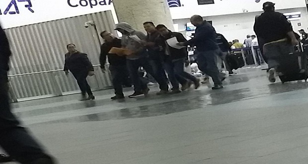 Patjane, edil de Tehuacán, detenido en aeropuerto de la CDMX