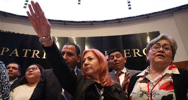 Rosario Piedra protesta como titular de CNDH; Senado no repone elección