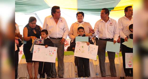 En Tiangusmanalco, Karina Pérez inaugura jornada de salud