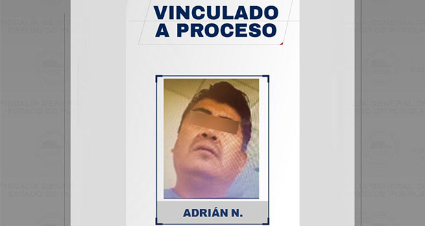 Vinculan a proceso a agente por abuso de autoridad en 2017