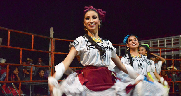 Colonia antorchista celebra vigésimo aniversario de fundación