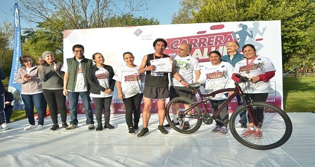 Reúne a 2 mil competidores “Carrera por tu salud”; ganador, de Amozoc