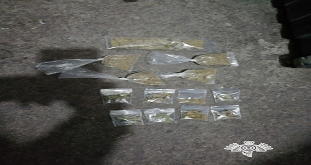 En cateos, detienen a 21 y aseguran droga en Puebla capital
