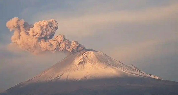 Popocatépetl registra explosión moderada en las últimas horas