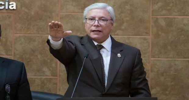 Bonilla rinde protesta como gobernador de Baja California por 5 años