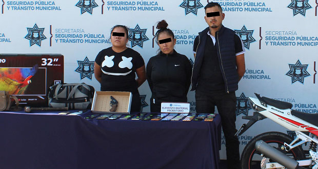 SSC detiene a 3 personas por robo a Elektra y recupera 30 celulares