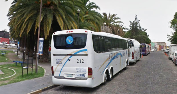Necesario regular y ordenar turibuses estacionados en Analco: Prida
