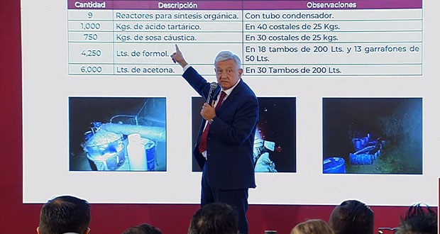 AMLO muestra narcolaboratorio asegurado en Puebla con tonelada de químicos