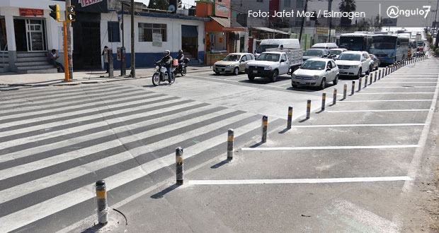 Ayuntamiento no quitará bolardos; están pensados en el peatón: Rivera