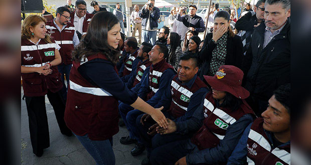 Gobierno de la ciudad de Puebla tapa 10 mil baches en dos meses