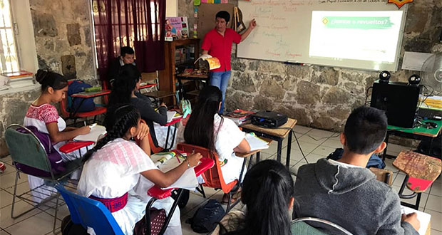Gobierno de Puebla, segundo con más personal en servicios educativos: Inegi