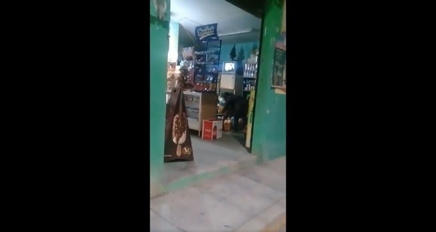 Intentan lincharla por asesinar a su padrastro en miscelánea de Acatzingo