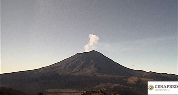 Con actividad mínima, despierta el Popocatépetl