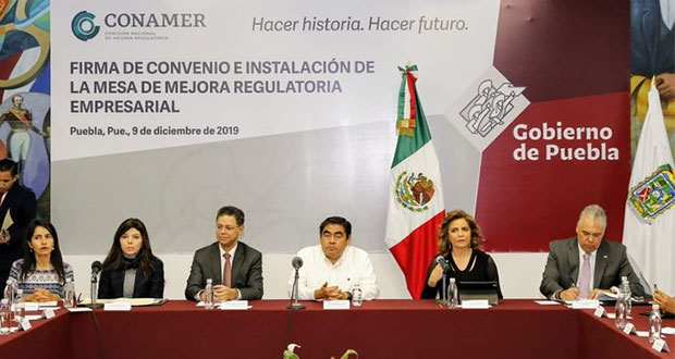 Simplificar trámites empresariales mediante celulares, propondrá Barbosa