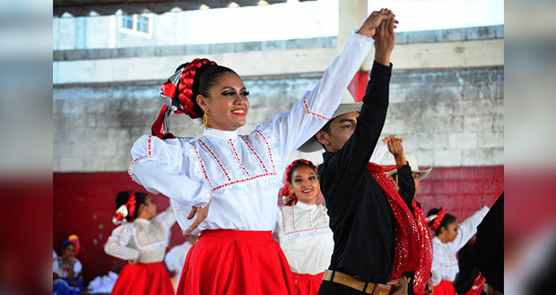 Antorcha llama a grupos de baile a encuentro de folclor en Mixteca
