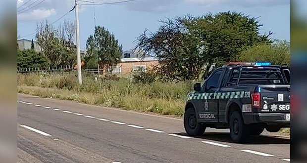 Hombres armados atacan a familia en carretera de Zacatecas