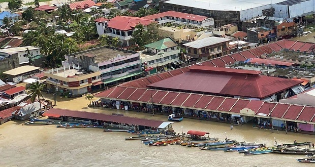 Tifón Phanfone en Filipinas deja 28 muertos y 12 desaparecidos