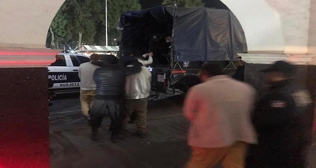 Trasladan a 29 presos del Cereso de Huejotzingo a Serdán y Tepexi