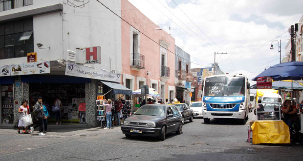 Ordenamiento de rutas en la 10 Pte para reducir ambulantaje: Segom