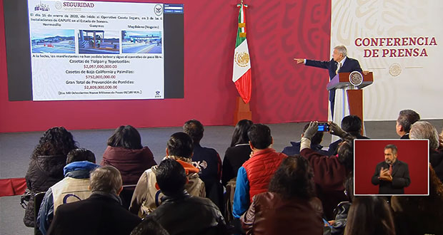 AMLO pide frenar toma de casetas; operativo evita pérdida de 2 mmdp