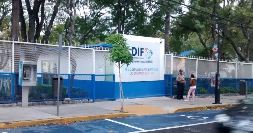 Con talleres, DIF municipal ofrece a adultos mayores autoemplearse