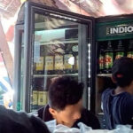 En la Rivera, denuncian puestos ilegales de cervezas; exigen a Comuna quitarlos