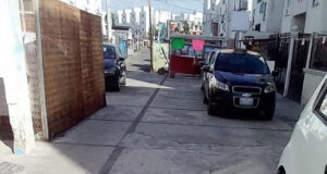 En la Rivera, denuncian puestos ilegales de cervezas; exigen a Comuna quitarlos