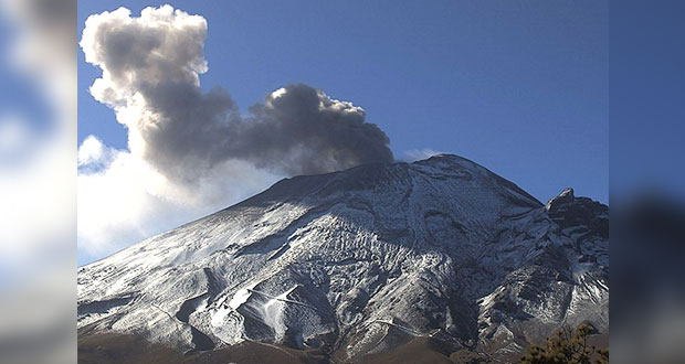 Exhalaciones del volcán Popocatépetl continúan