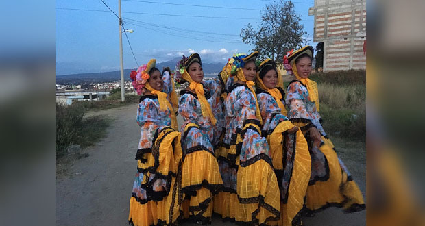Jóvenes forman grupo para llevar cultura a colonias de Puebla