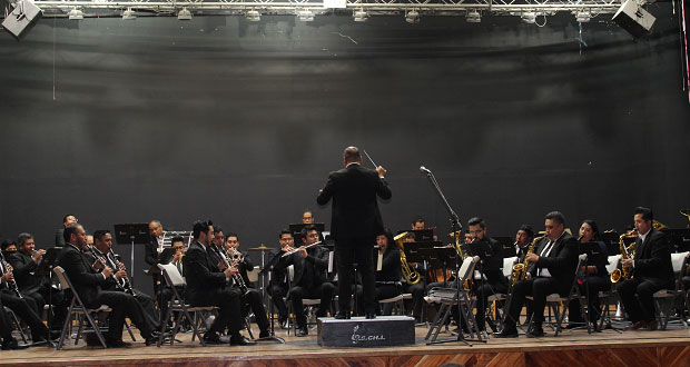 Orquesta da concierto didáctico a niños y jóvenes de Tecomatlán