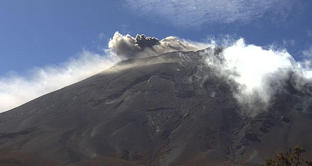 Con 73 exhalaciones, Popocatépetl mantiene baja actividad