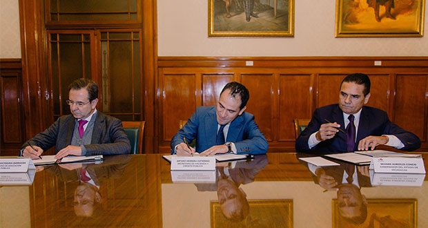Federación y Michoacán firman convenio para nómina magisterial