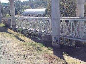 Frecuentes los asaltos a transeúntes en puente