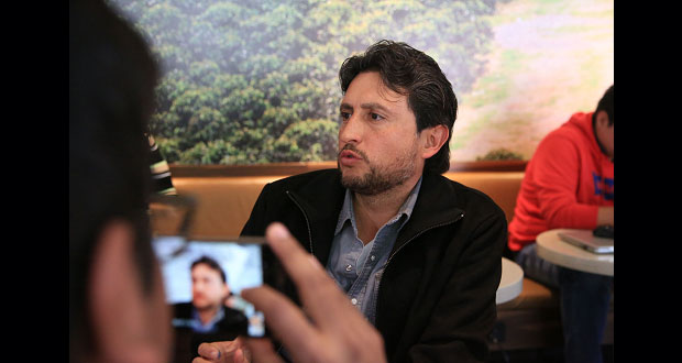 Comparece JJ en FGE por presunto enriquecimiento ilícito