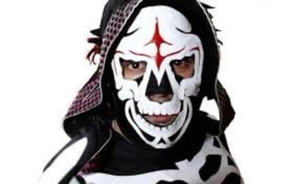 Revelan rostro de “La Parka” en redes sociales tras su fallecimiento