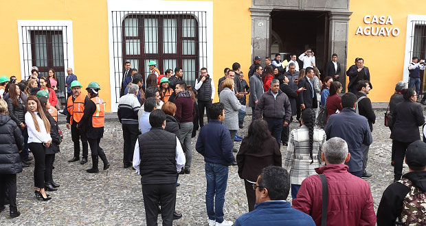 En macrosimulacro, evacúan Casa Aguayo 156 personas en 1.20 minutos