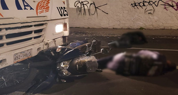 Ruta 77-A atropella a dos policías en motocicleta sobre la 9 Sur