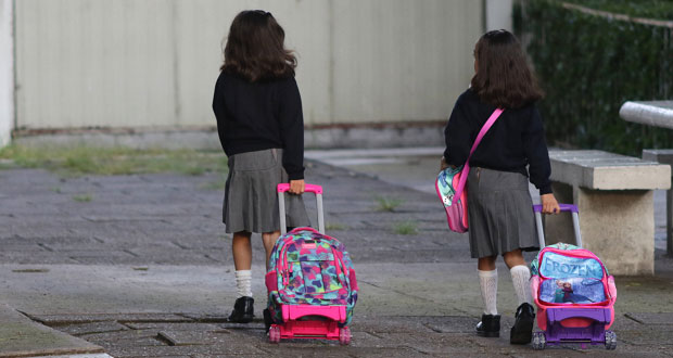 Comisión propone vigilar entrada y salida de escuelas de la capital