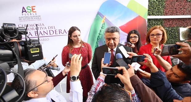 Esparza, “cobarde” por usar autonomía de la BUAP para evitar auditoría: ASE