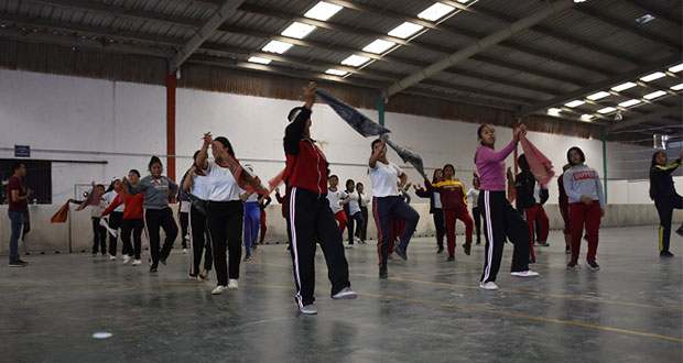 Alumnos de secundaria llevarán sones de Grecia a feria de Tecomatlán