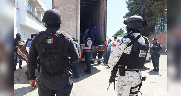Aseguran mercancía ilegal en Villa Posadas; hay cuatro detenidos