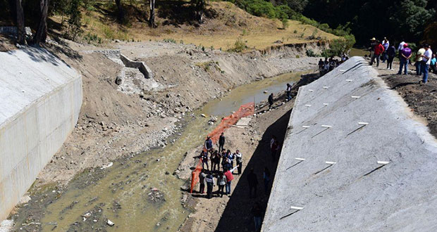 Comuna rehabilita puente de la Joaquín Colombres