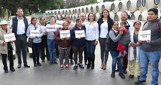 Entregan en Huejotzingo 485 calentadores y 150 contenedores de agua