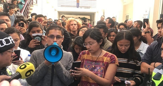Hasta que Esparza garantice proceso democrático, seguirá paro en Psicología