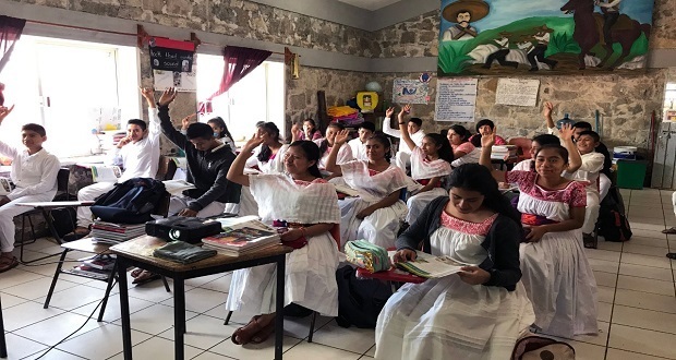 Puebla celebra el aniversario de la educación indígena con foros